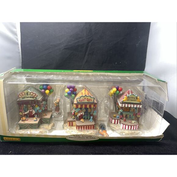 New Lemax Village Collection Carnival Kiosks Set Of 5 Decorations de table 2004 - Picture 1 of 9
